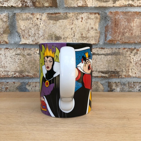 Disney Villains Ceramic Mug feat. Maleficent, Ursula, Evil Queen Queen of Hearts - Picture 3 of 10